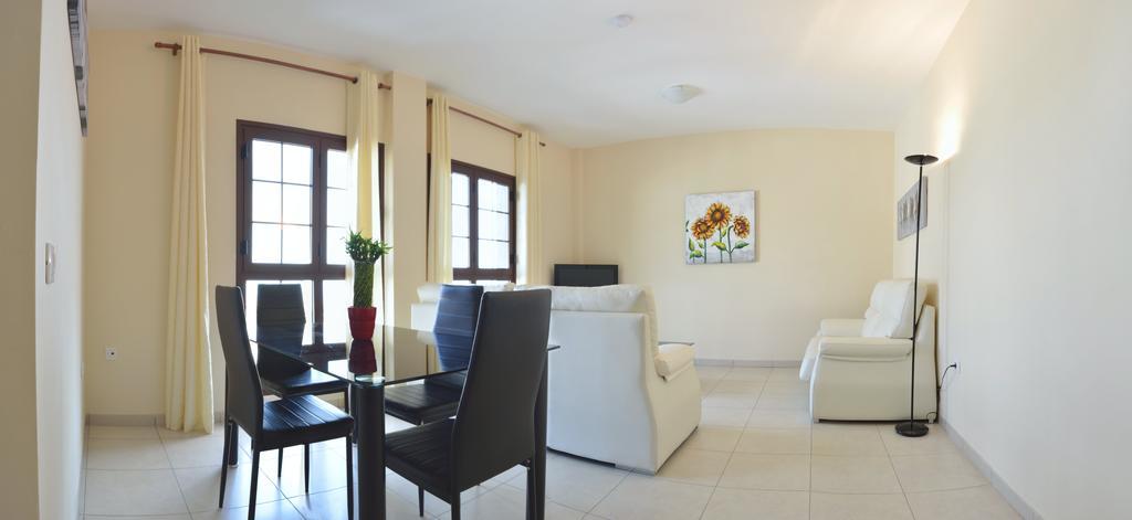 Casa Yoel Villa กรานาดิลญา เด อาโบนา ภายนอก รูปภาพ